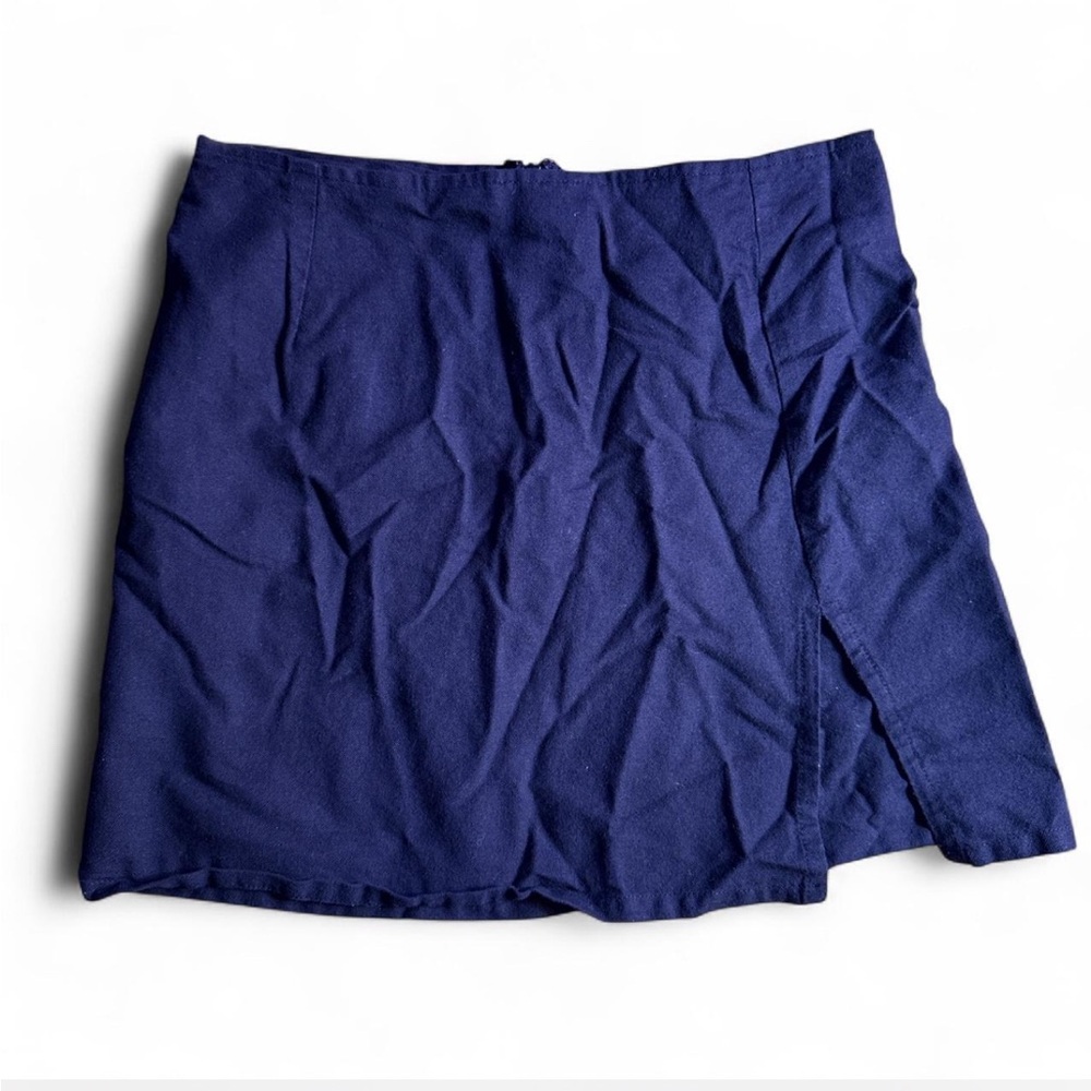 Black mini skirt with a slit size S, zip up on the back, handmade 100% cotton